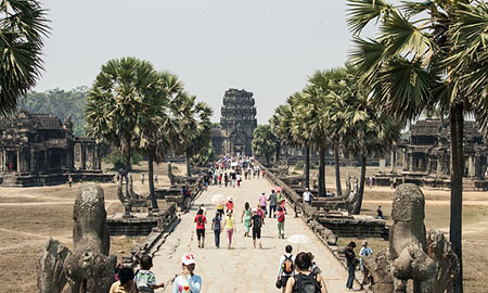 巴黎旅游必备实用指南（巴黎旅行景点）